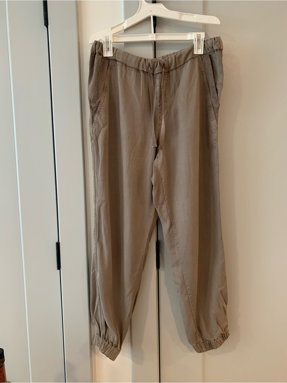 Anthropologie Casual Drawstring Jogger Pants - Taupe